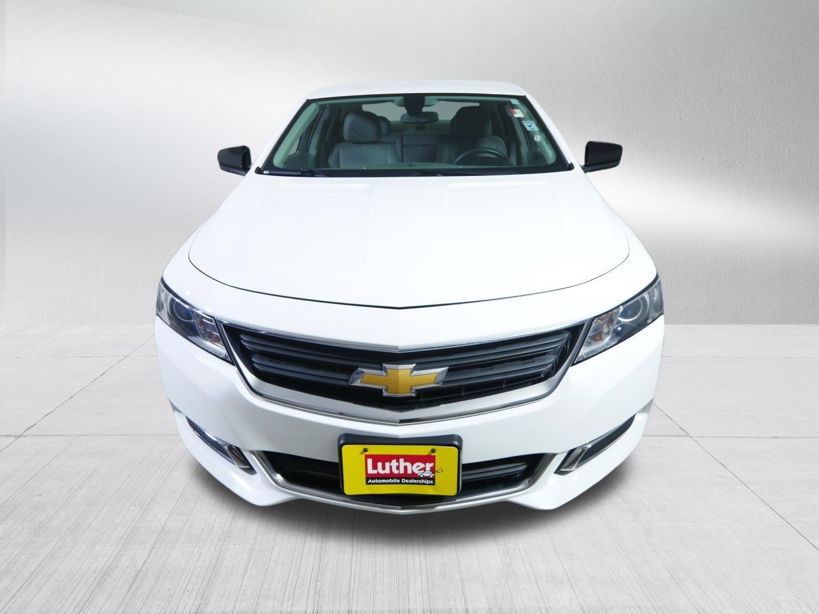 Used 2018 Chevrolet Impala 1FL with VIN 1G11X5S38JU111077 for sale in Brooklyn Center, MN