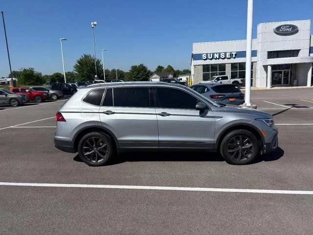 Used 2022 Pyrite Silver Metallic Volkswagen  image 2