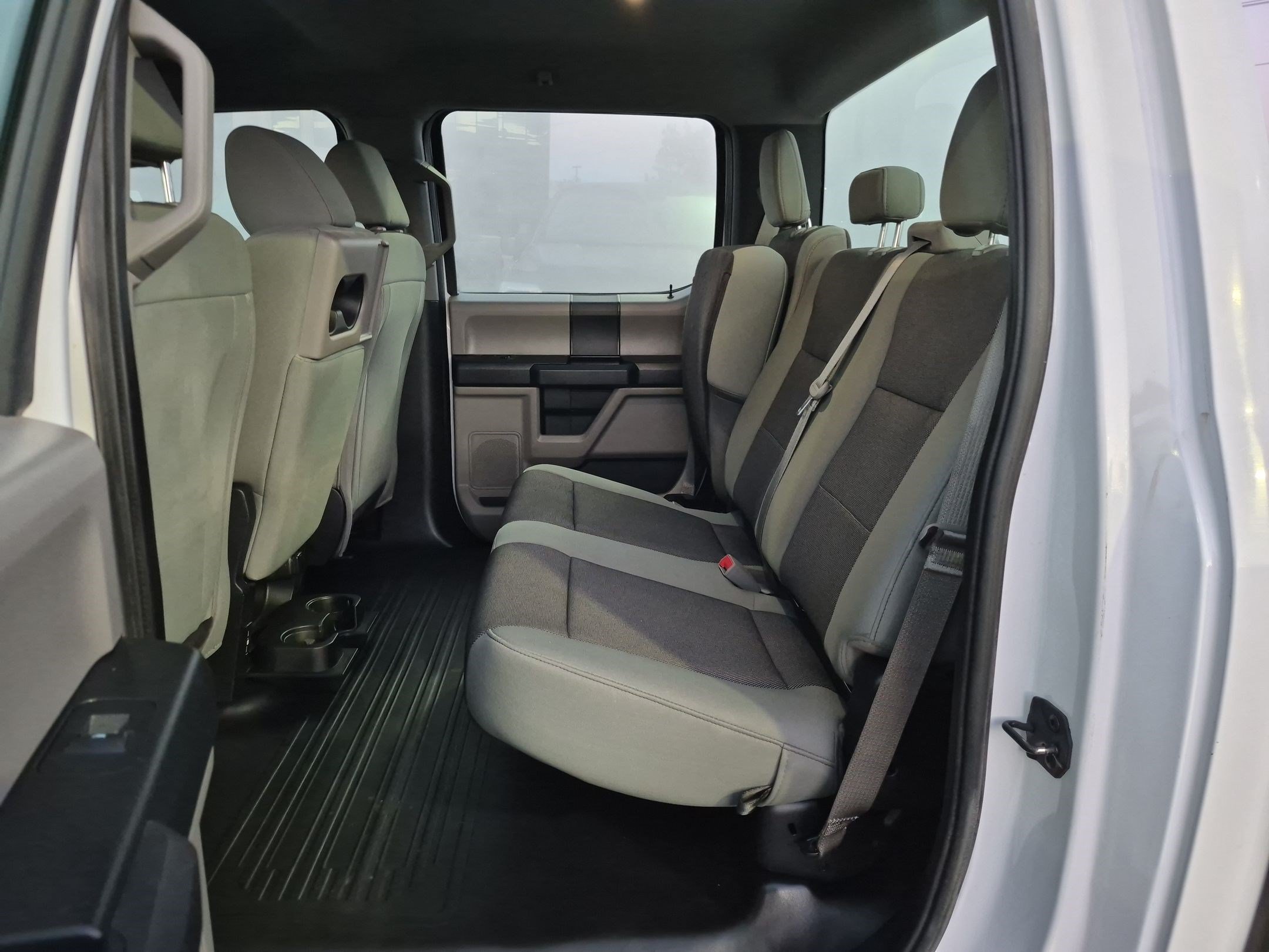 Used 2019 Oxford White Ford XL image 25