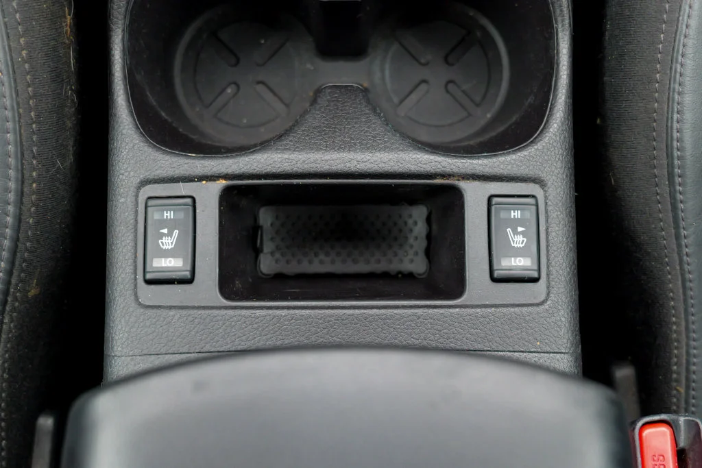 Used 2015 Midnight Jade Nissan SL image 46