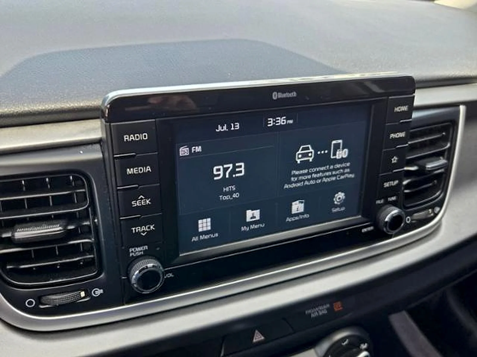 Used 2019 Clear White Kia S image 15