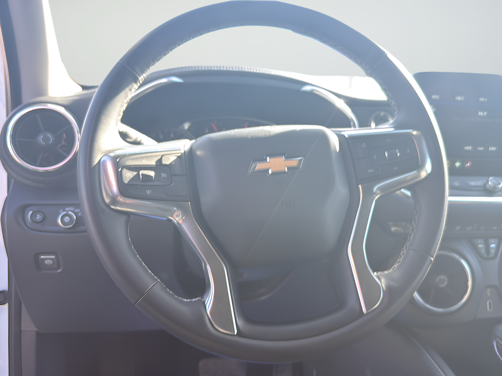 Used 2024 White Chevrolet LT image 26