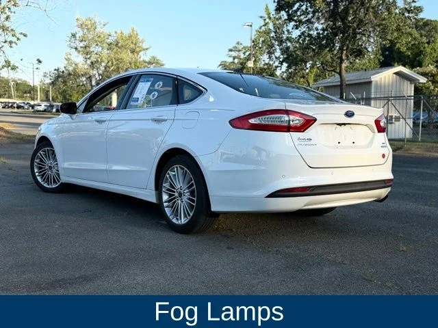Used 2014 White Ford SE image 9
