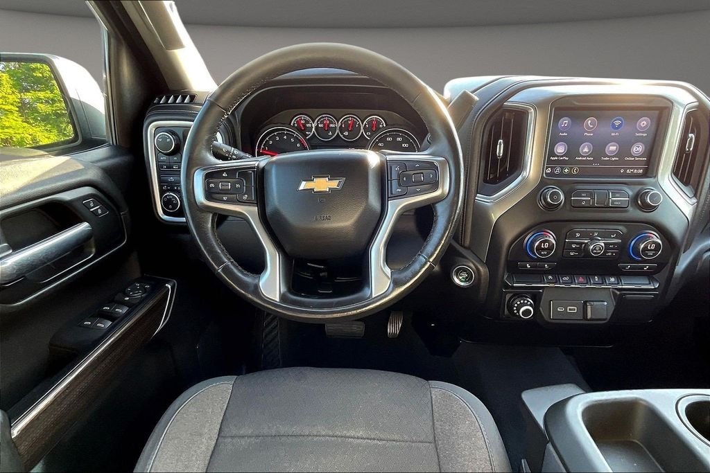 Used 2019 Black Chevrolet LT image 13