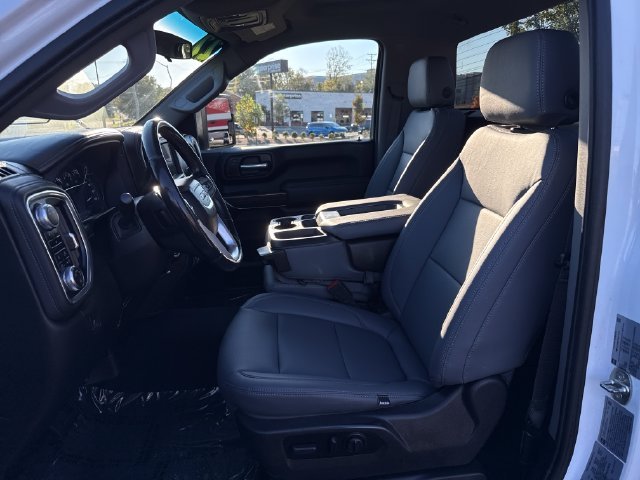 Used 2022 White GMC SLE image 13
