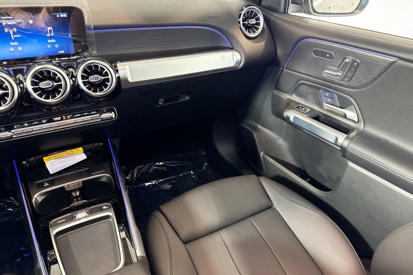 New 2026 Mountain Grey Metallic Mercedes-Benz GLB 250 image 20