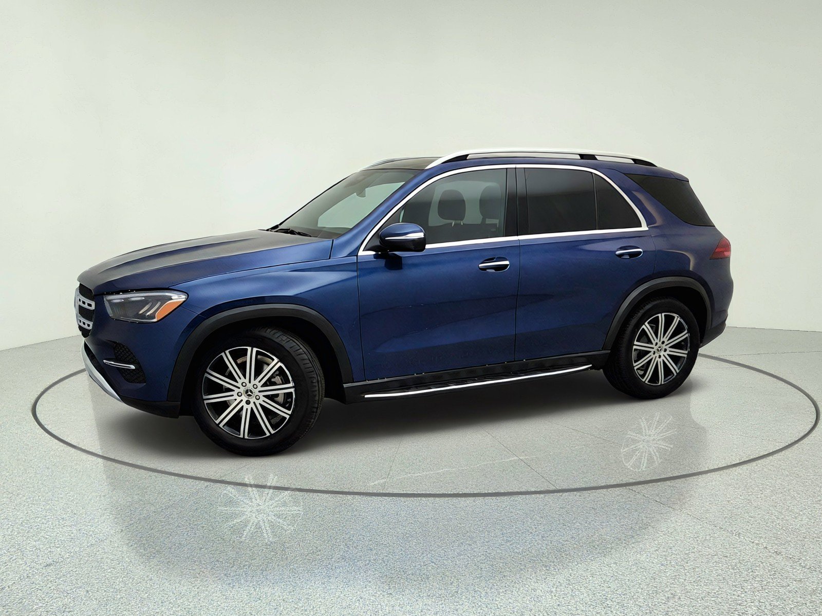 Certified Used 2026 Twilight Blue Metallic Mercedes-Benz GLE 350 image 15