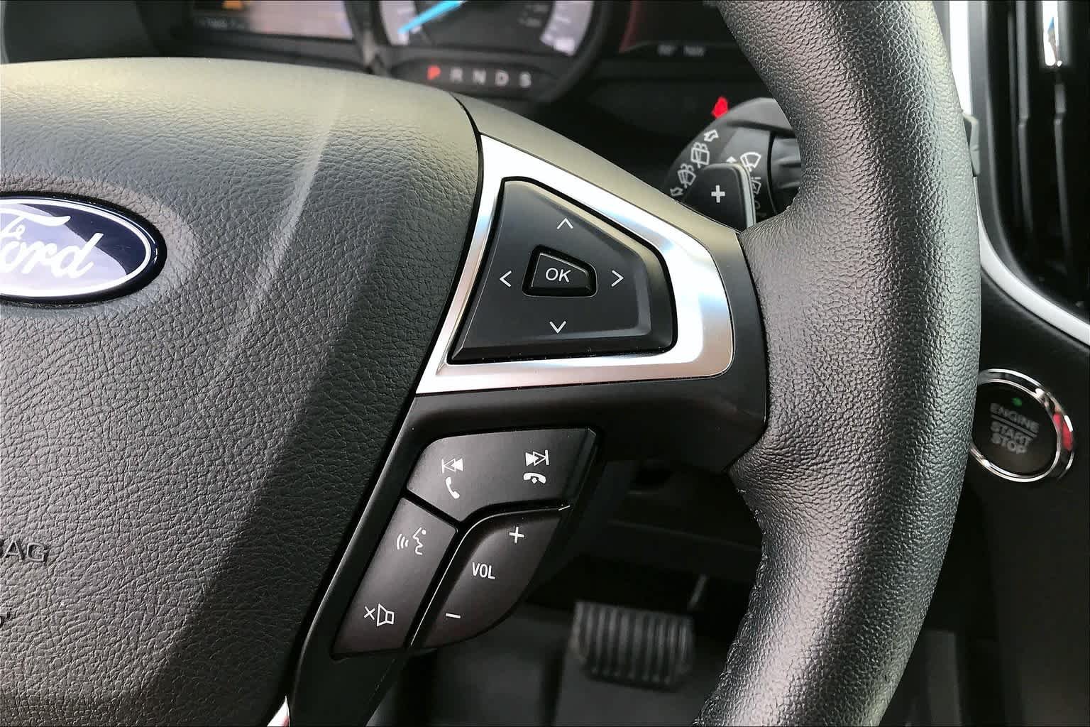 Used 2019 White Platinum Metallic Tri-Coat Ford SEL image 25