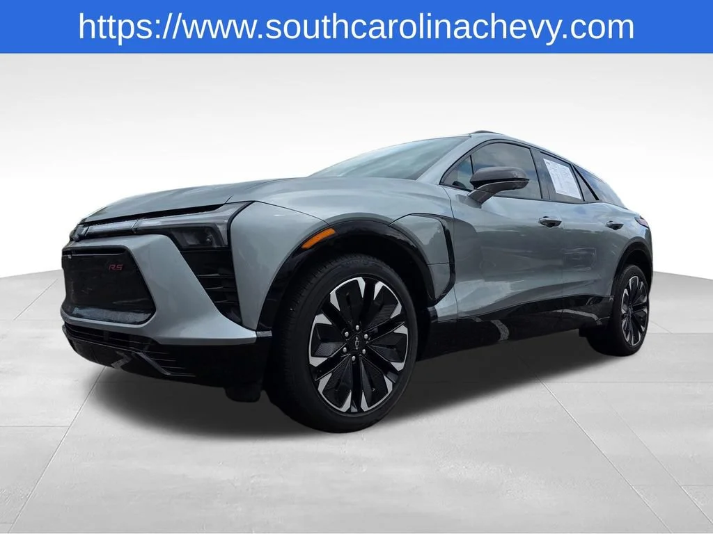 Used 2025 Sterling Gray Metallic Chevrolet RS image 38