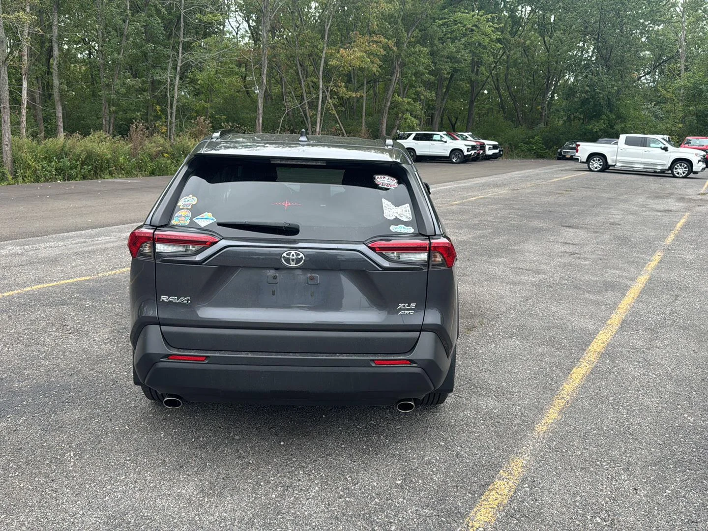 Used 2019 Magnetic Gray Metallic Toyota XLE image 10