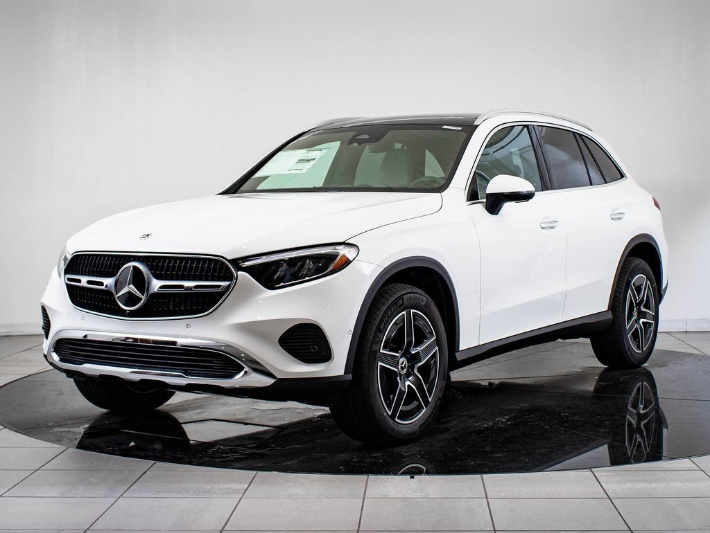 2026 Mercedes-Benz GLC GLC 300 4MATIC's photo