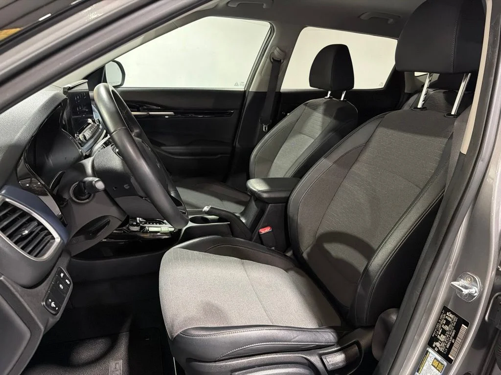 Used 2023 Gray Kia Nightfall image 20