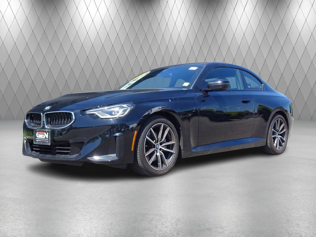 2023 BMW 2 Series 230i xDrive Coupe's photo