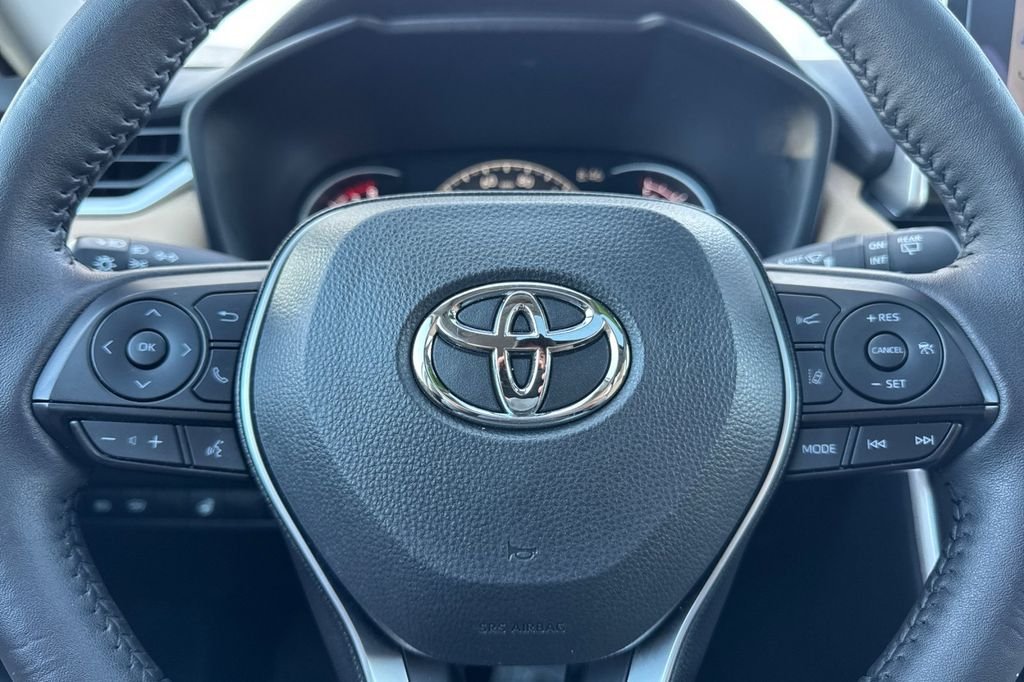 Certified Used 2025 White Toyota XLE image 28