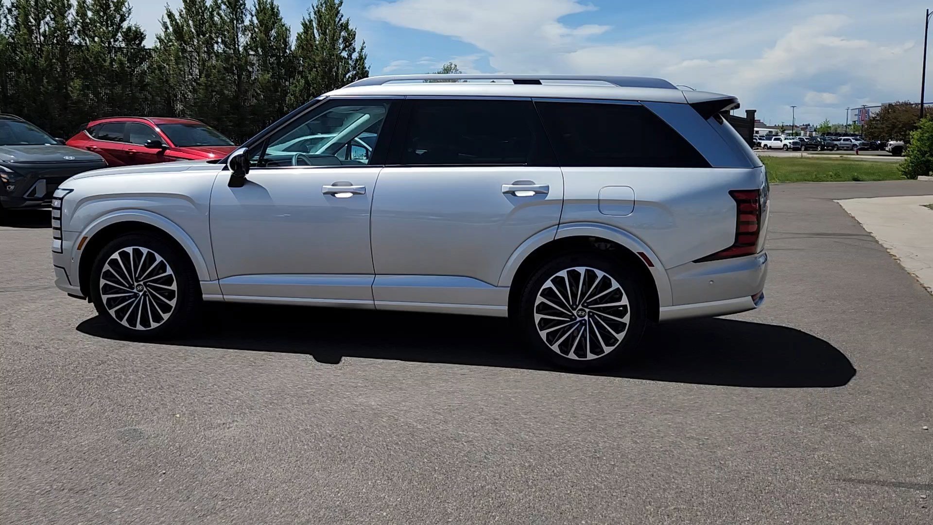 2026 Hyundai Palisade Calligraphy - Photo 2