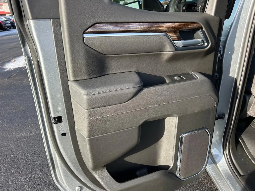 2026 GMC Sierra 1500 SLE - Photo 7