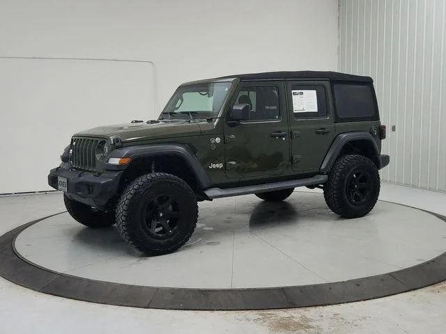 Used 2020 Green Jeep Unlimited Sport S image 4
