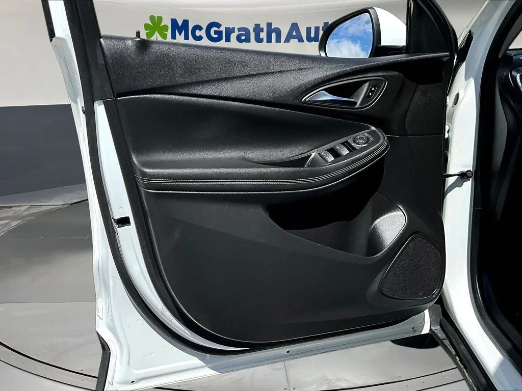 Used 2025 White Buick Preferred image 21