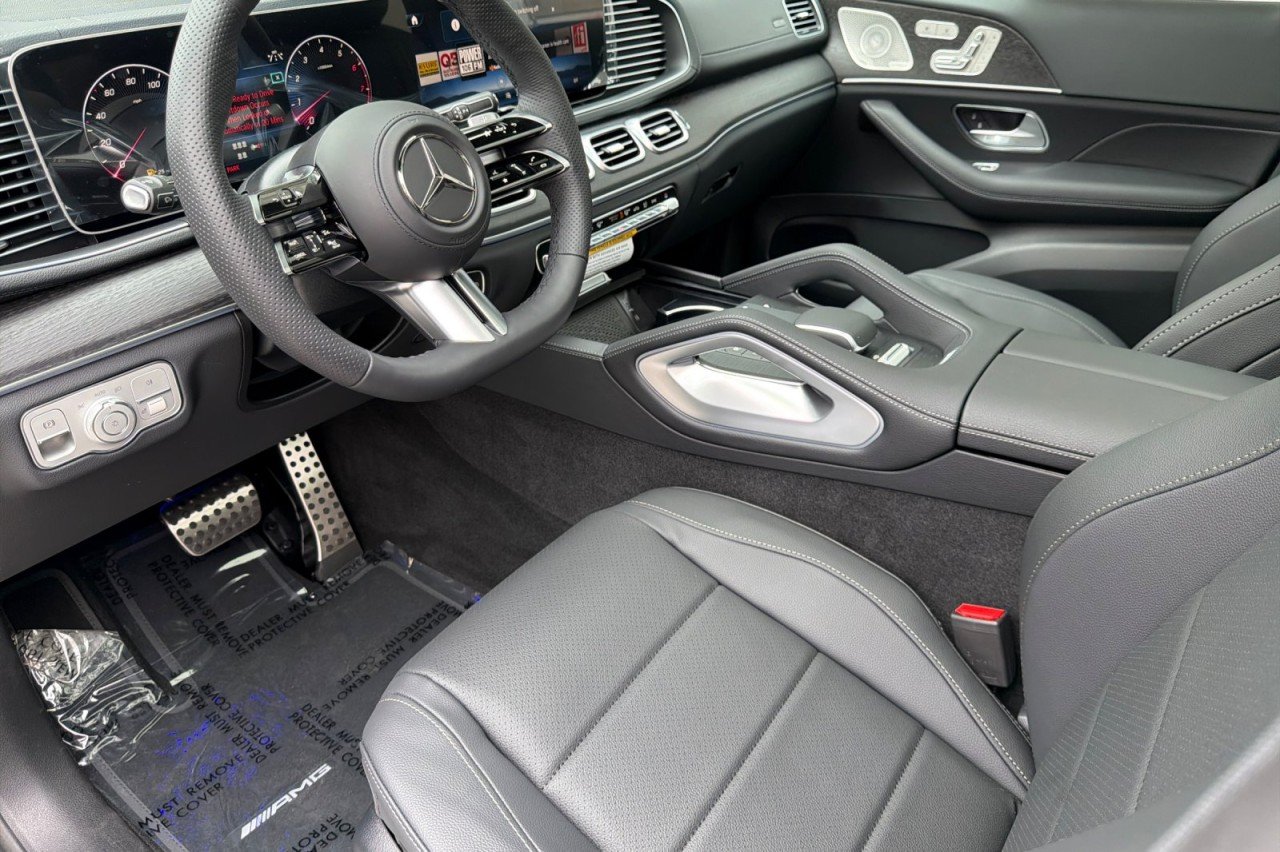 New 2026 Cirrus Silver Metallic Mercedes-Benz GLS 450 4MATIC® SUV image 9