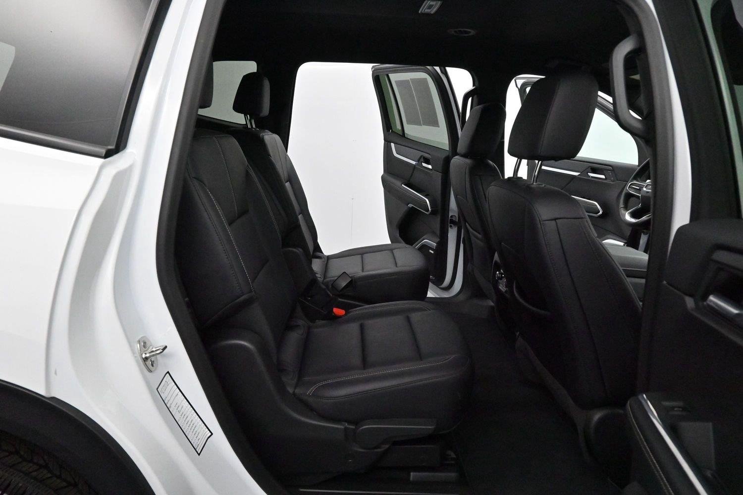 Used 2026 Summit White GMC Elevation image 32