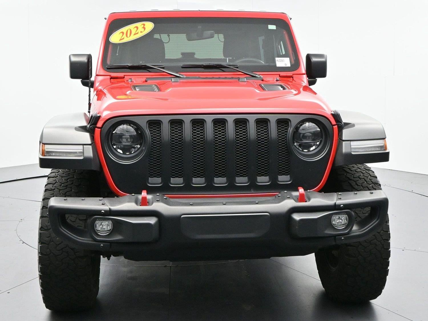 Used 2023 Firecracker Red Clearcoat Jeep Rubicon image 2
