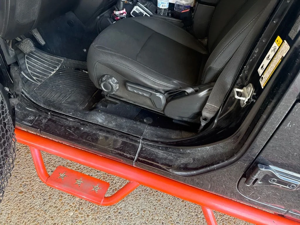 Used 2019 Black Jeep Unlimited Sport S image 14
