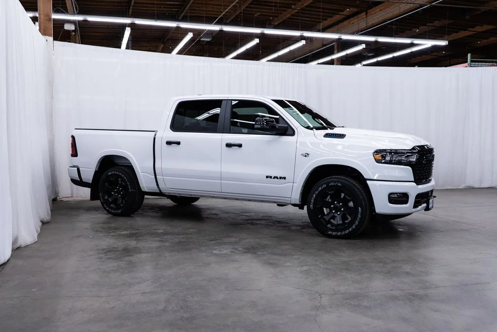 2026 RAM 1500 Big Horn/Lone Star 4x4 Crew Cab 5'7's photo