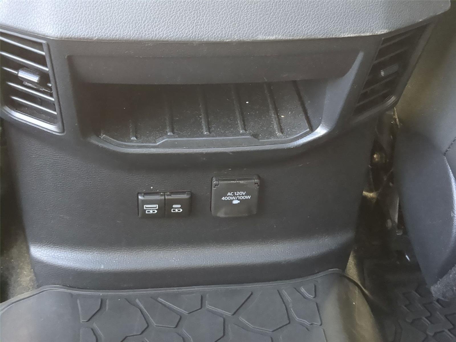 Used 2023  TOYOTA  image 36