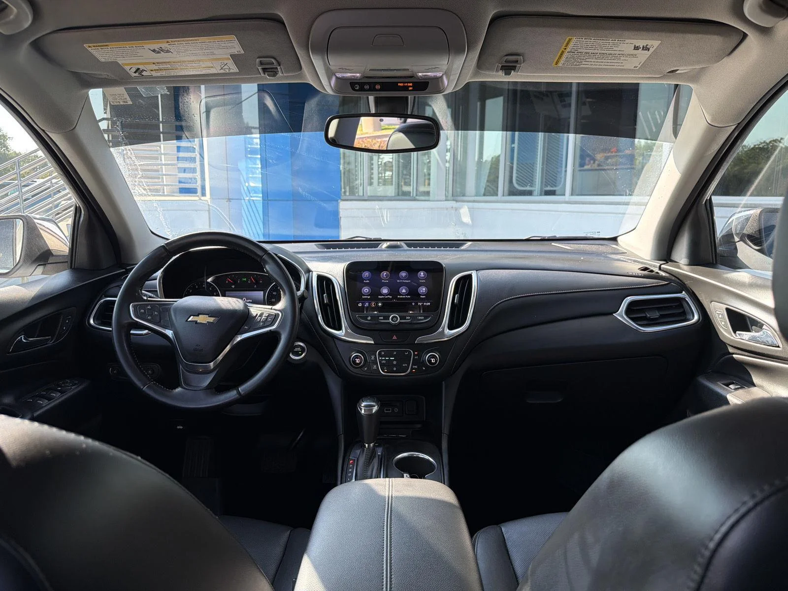 Used 2019 Iridescent Pearl Tricoat Chevrolet Premier image 26