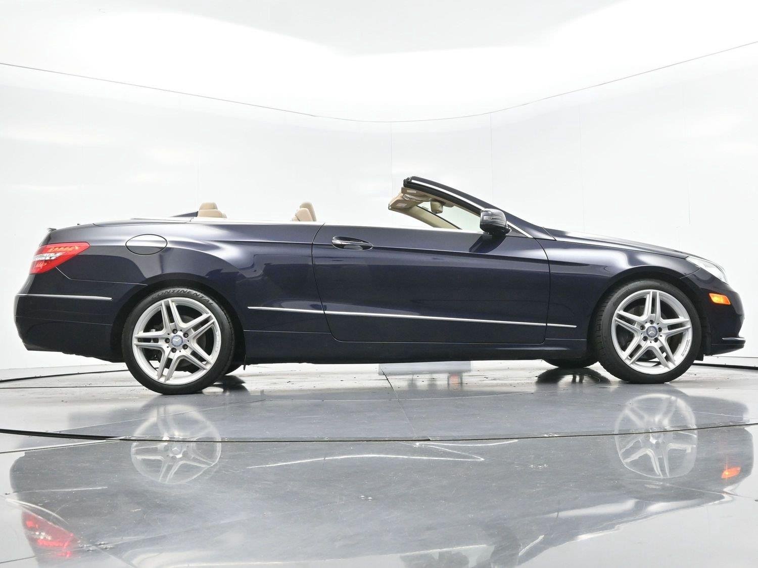 Used 2011 Capri Blue Metallic Mercedes-Benz E 350 image 52
