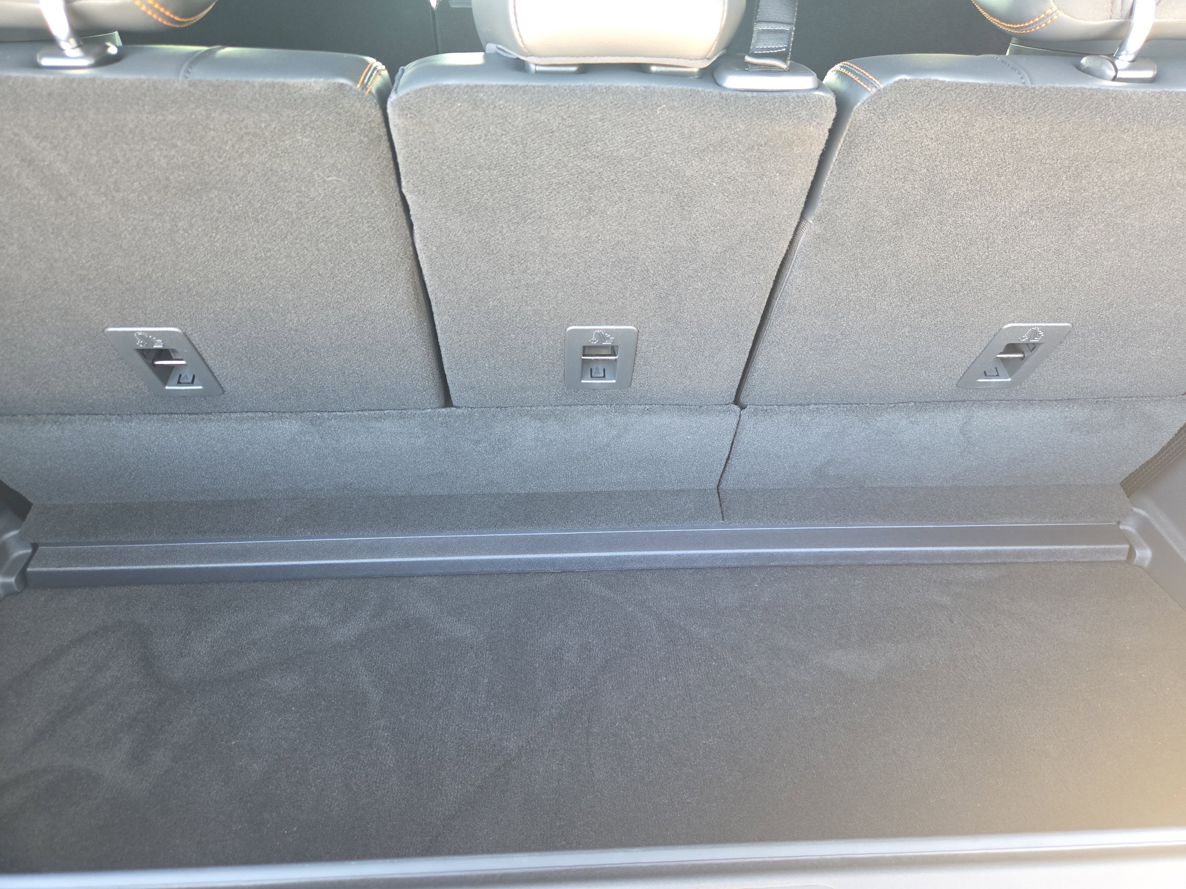 New 2026 Glacier Gray Metallic Tri-Coat Ford Tremor® image 23