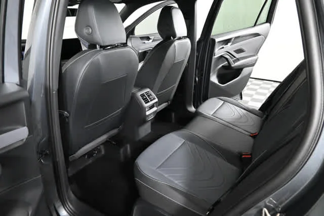 New 2026 Platinum Gray Metallic Volkswagen SE R-Line Black image 18