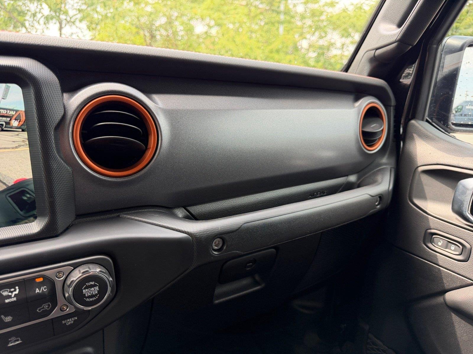2023 Jeep Gladiator Mojave - Photo 23