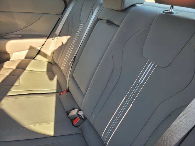 Certified Used 2025 Black Hyundai SEL Convenience image 15