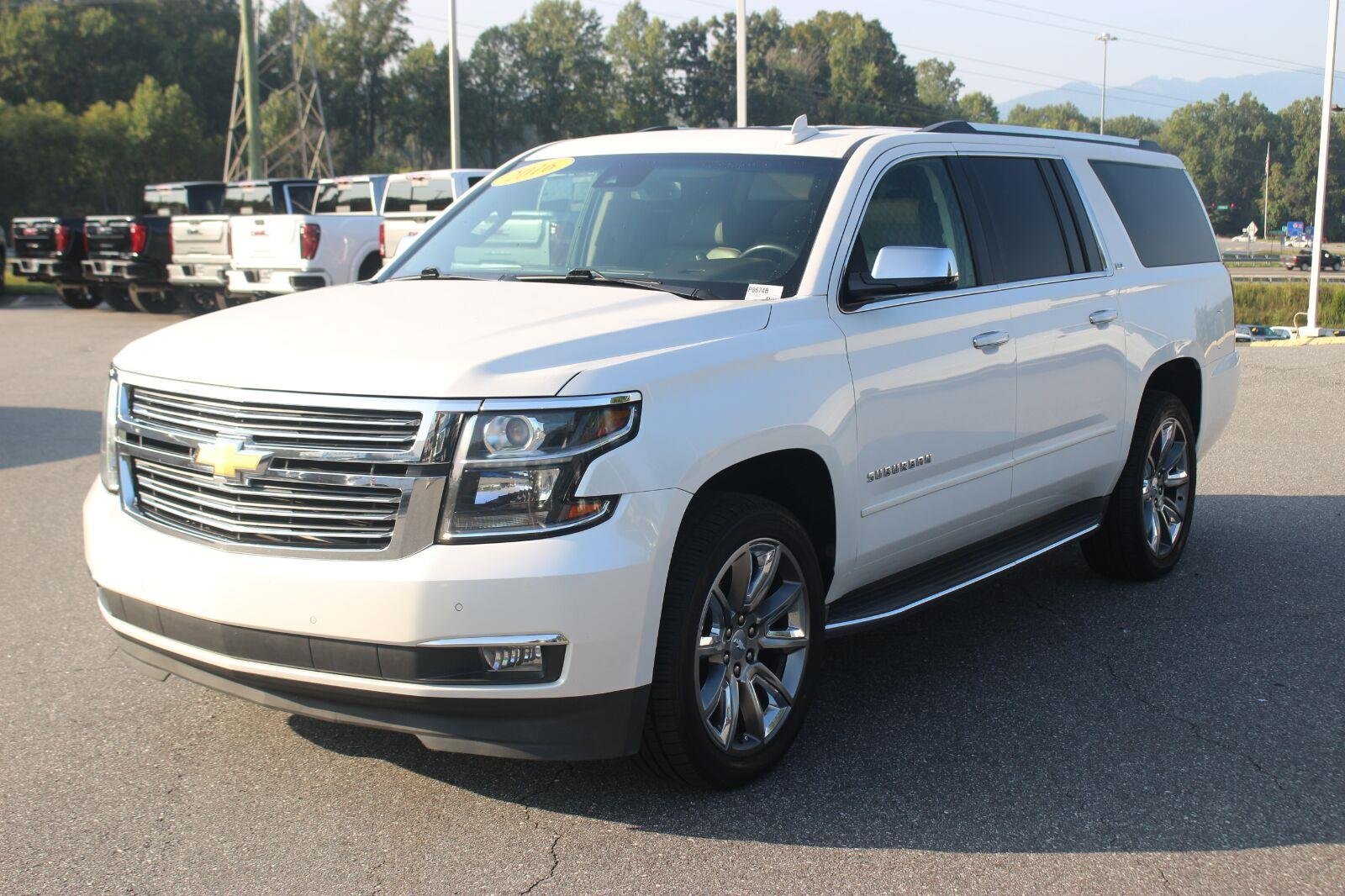 Used 2016 IRIDESCENT PEARL TRICOAT Chevrolet LTZ image 3
