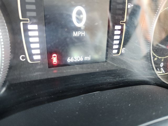 Certified Used 2021 Blue Jeep Latitude image 5