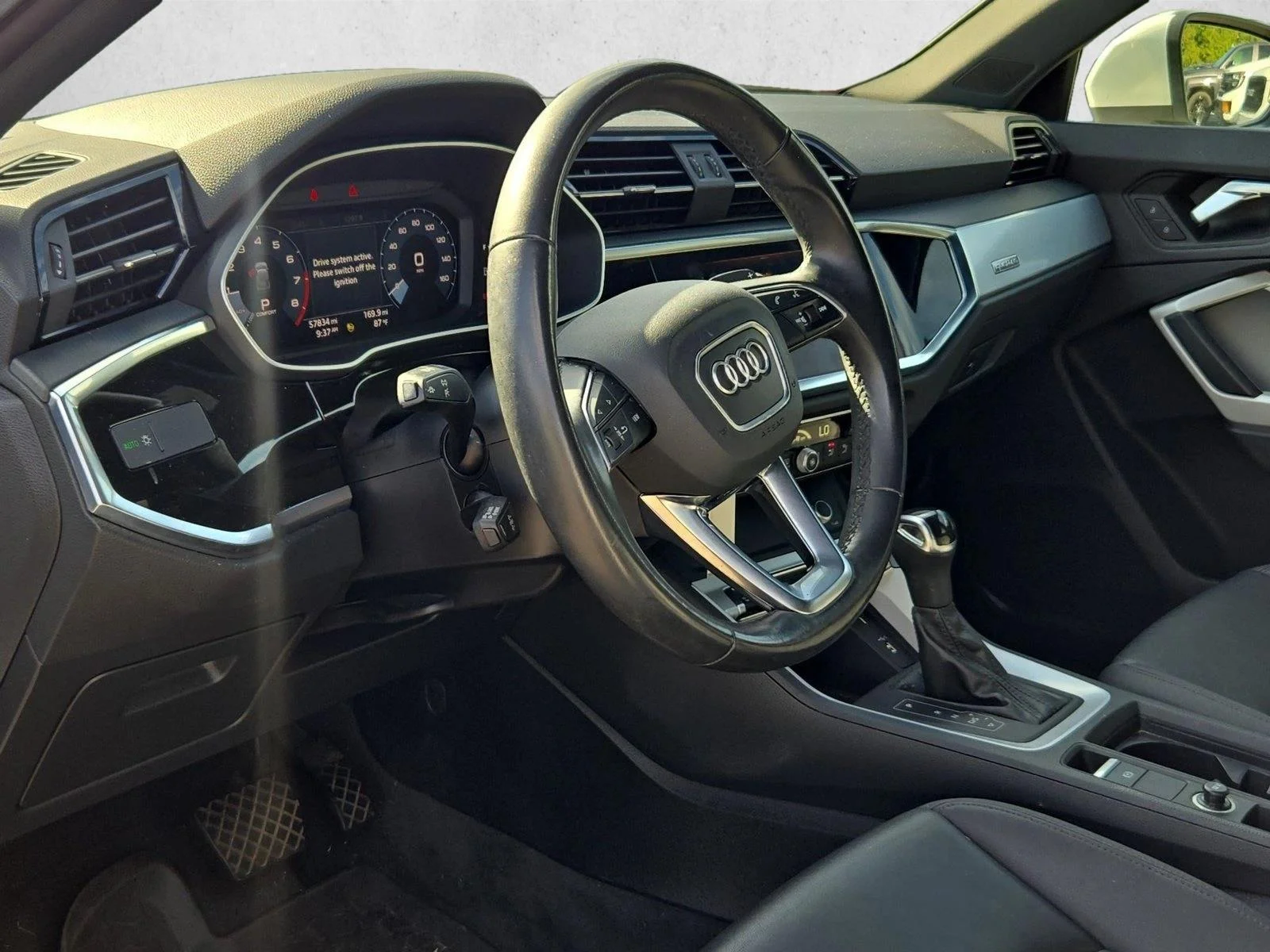 Used 2021  Audi S line Premium image 9