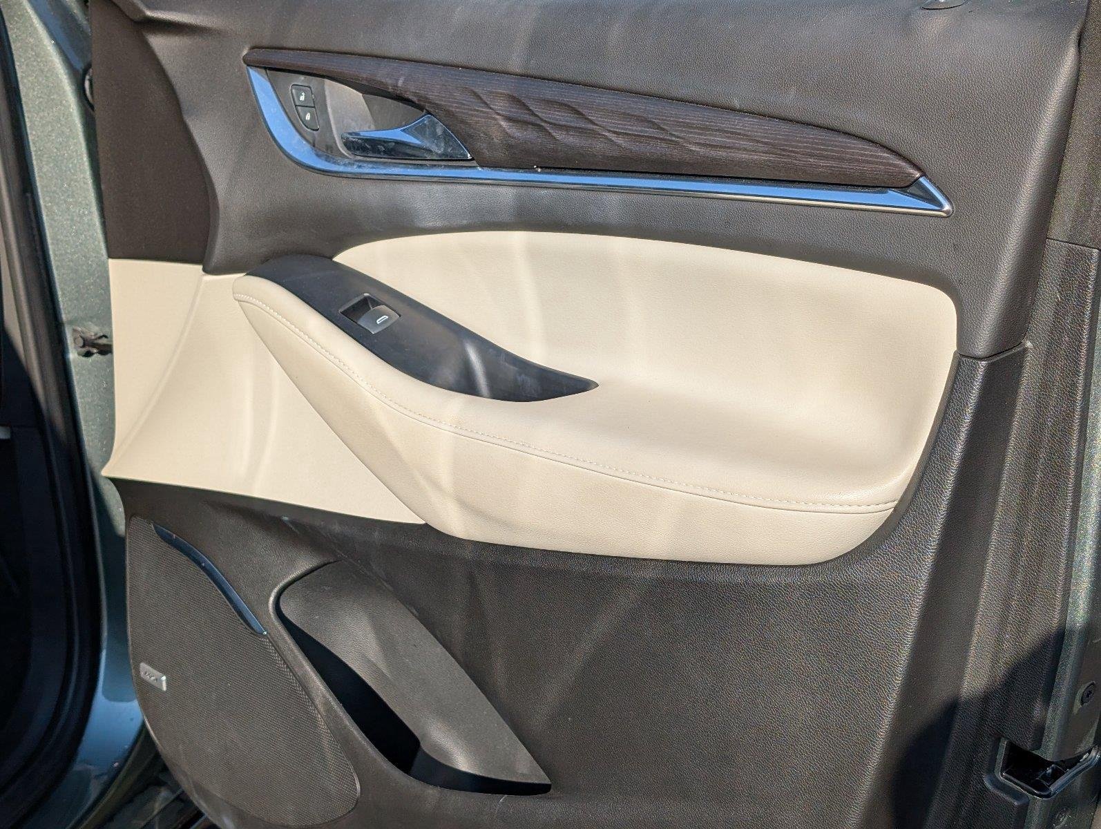 Used 2022 SAGE METALLIC Buick Avenir image 40