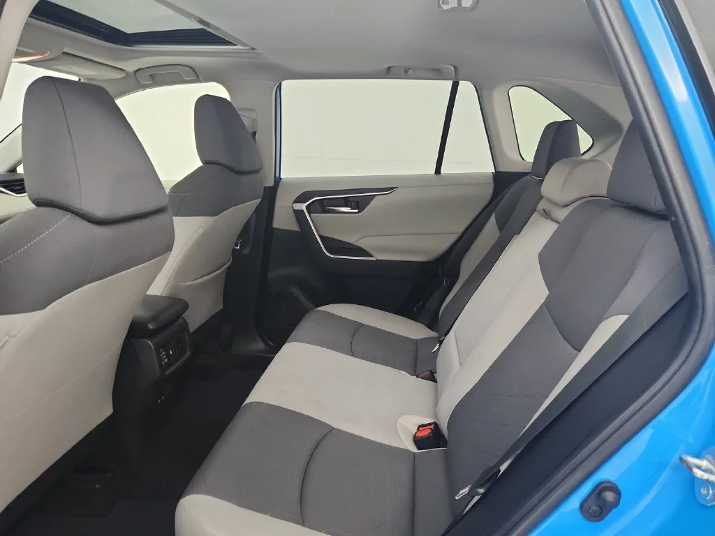 Used 2019 Blue Toyota XLE image 33