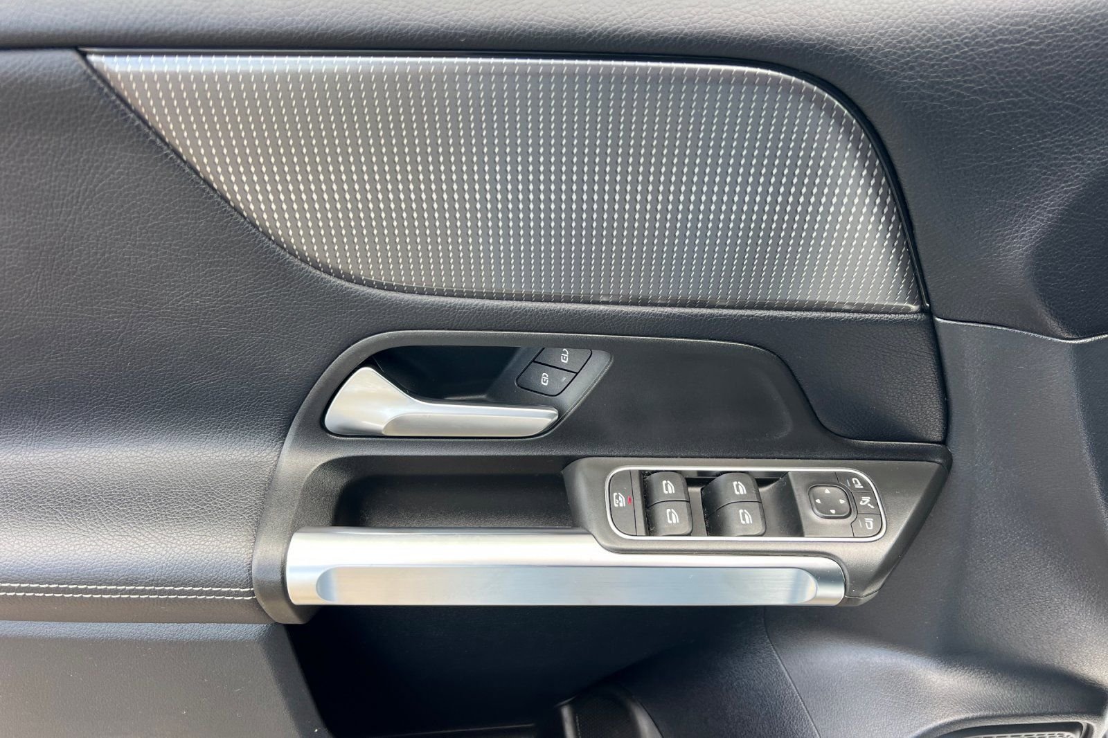 Used 2022 Iridium Silver Metallic Mercedes-Benz 250 image 14