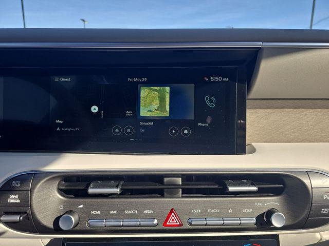New 2026 Black Hyundai SEL Premium AWD image 16