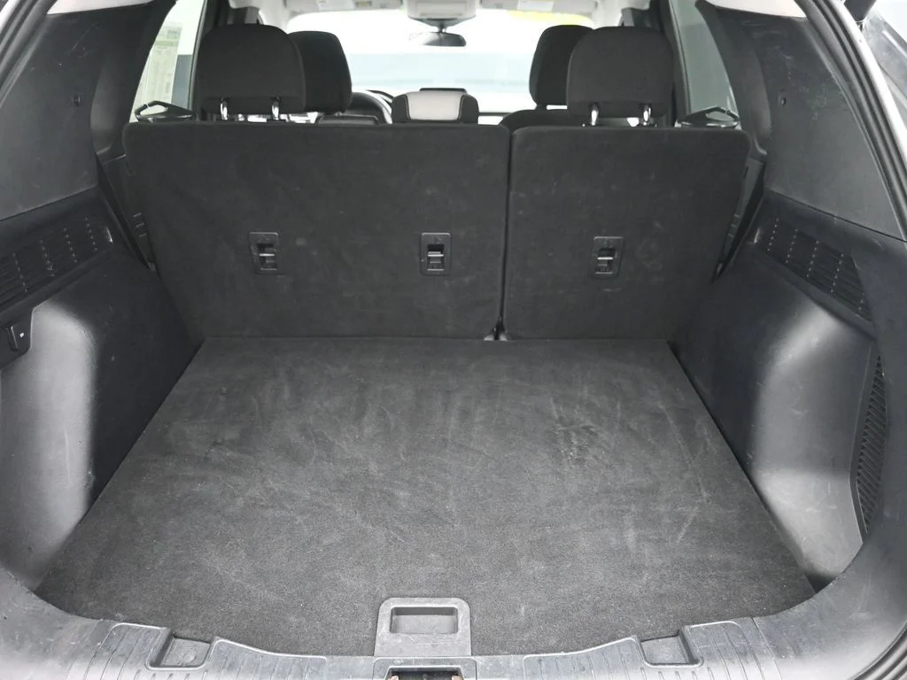 Used 2024 Gray Ford Active image 12