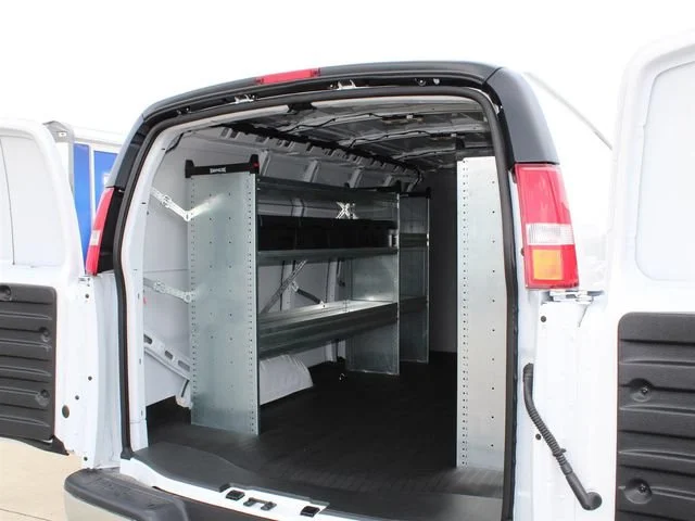 2026 GMC Savana Cargo Work Van - Photo 17