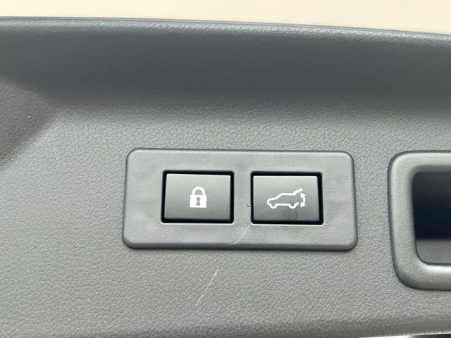 Used 2025 White Subaru Premium image 39