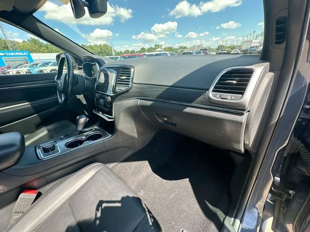 Used 2020 Blue Jeep Limited image 32