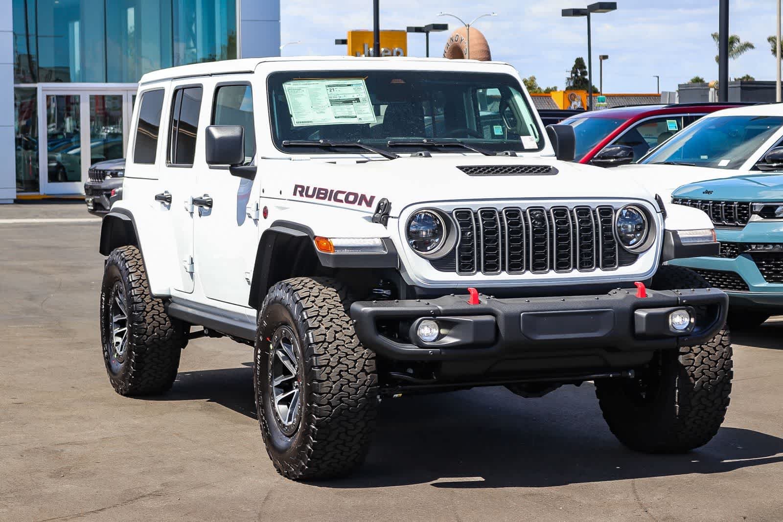 New 2026 Bright White Clear-Coat Exterior Paint Jeep Rubicon X image 3
