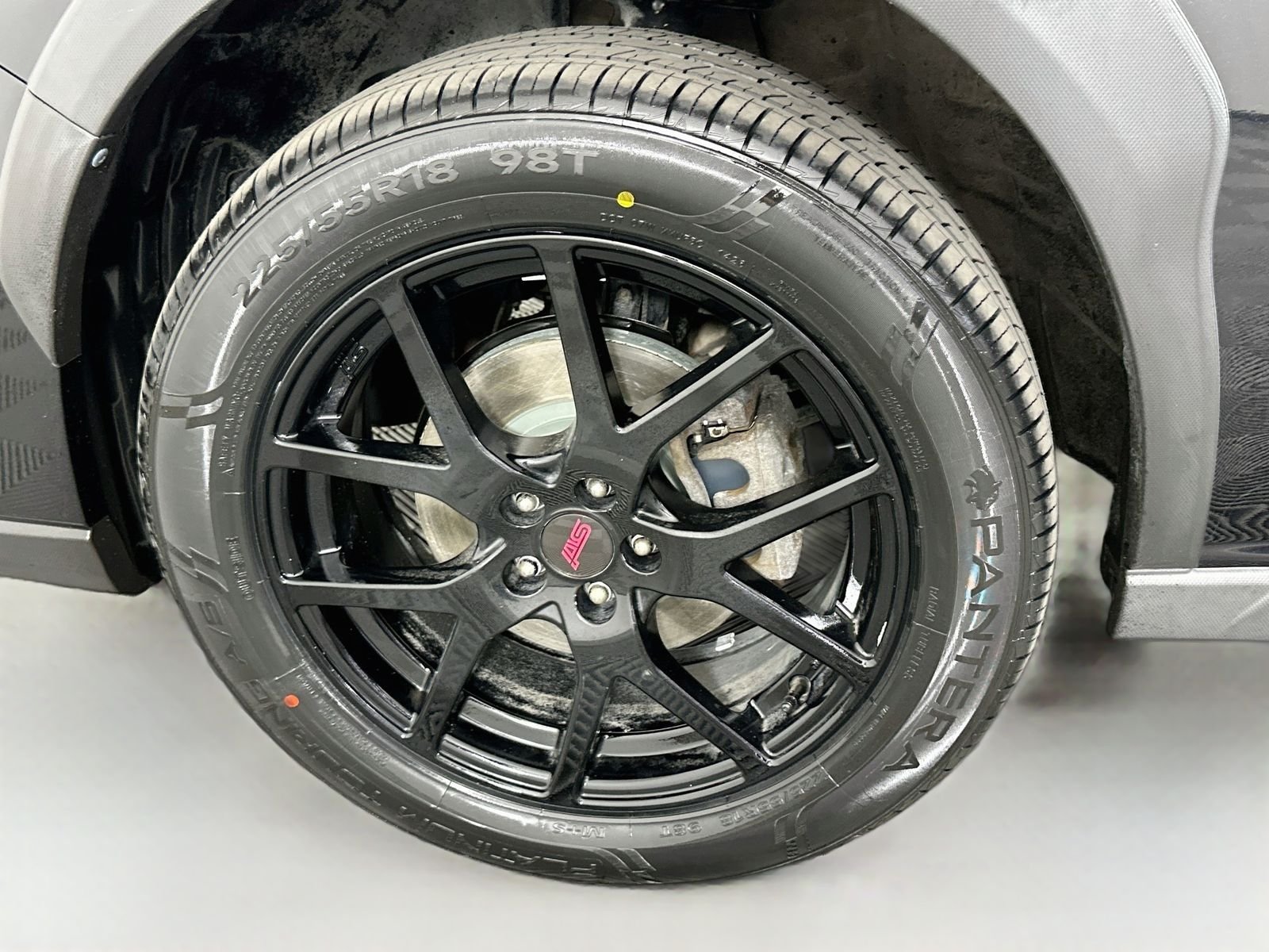 Used 2019 Crystal Black Silica Subaru 2.0i Limited image 30