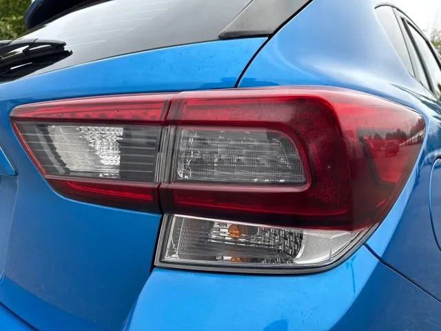 Used 2020 Ocean Blue Pearl Subaru Base image 13