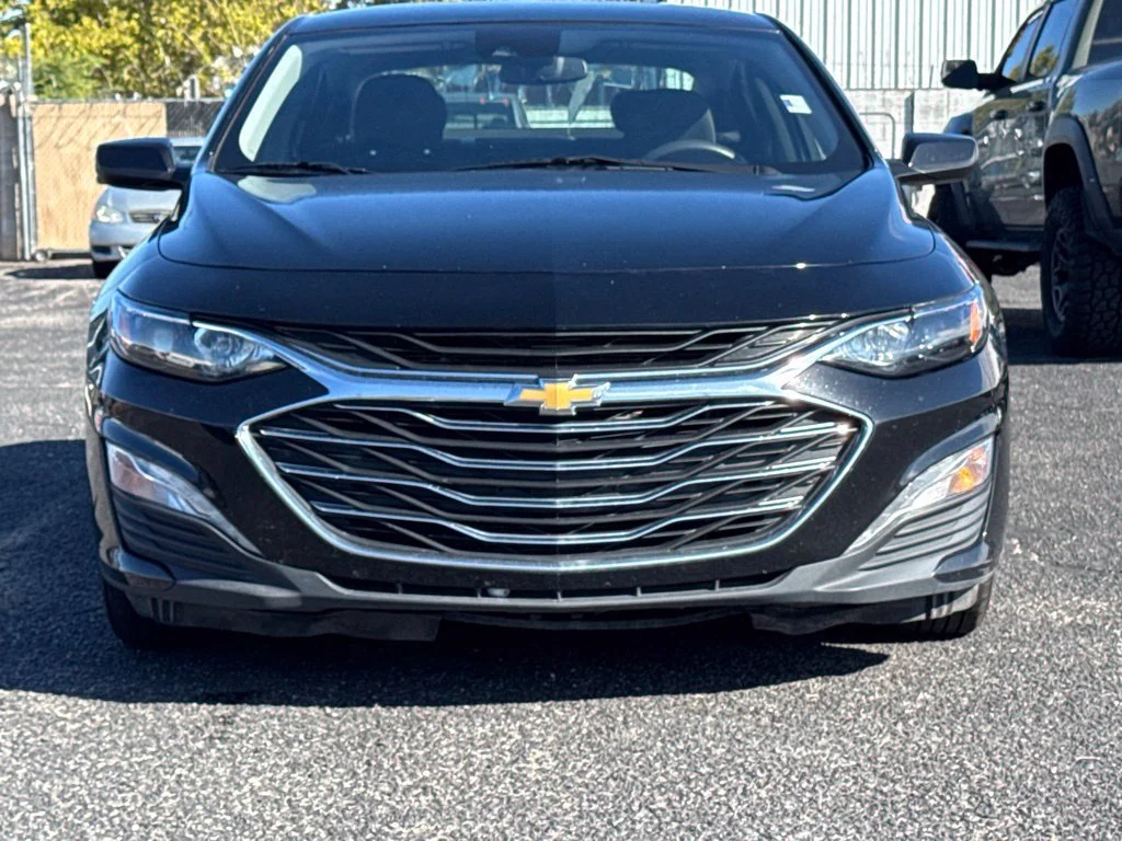 Used 2024 Black Chevrolet LT image 3
