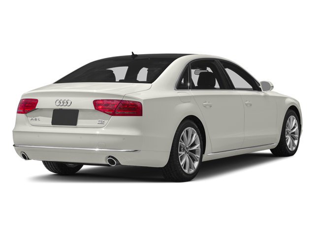 Used 2014  Audi 4.0T image 2